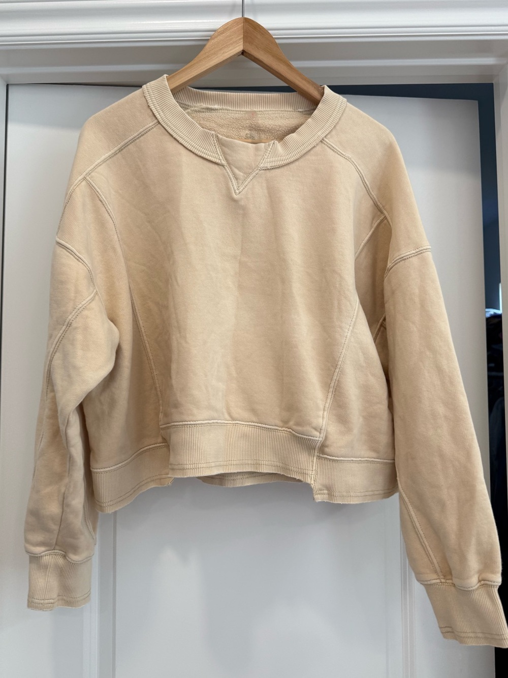 Free People Oatmilk Relaxed Crewneck Pullover size medium - Picture 3 of 4